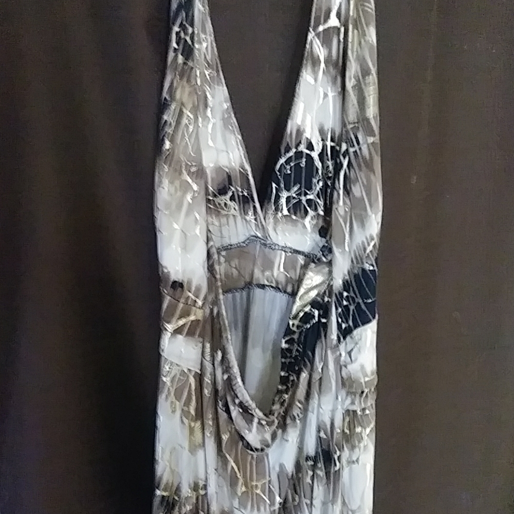 Dress - Picture 3 of 4
